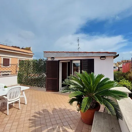 Magic Trastevere On Roof Terrace Homestay