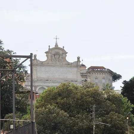 Homestay Magic Trastevere On Roof Terrace Rome