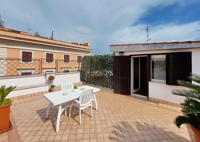 Δωμάτια σε οικογενειακή κατοικία Magic Trastevere On Roof Terrace Ρώμη