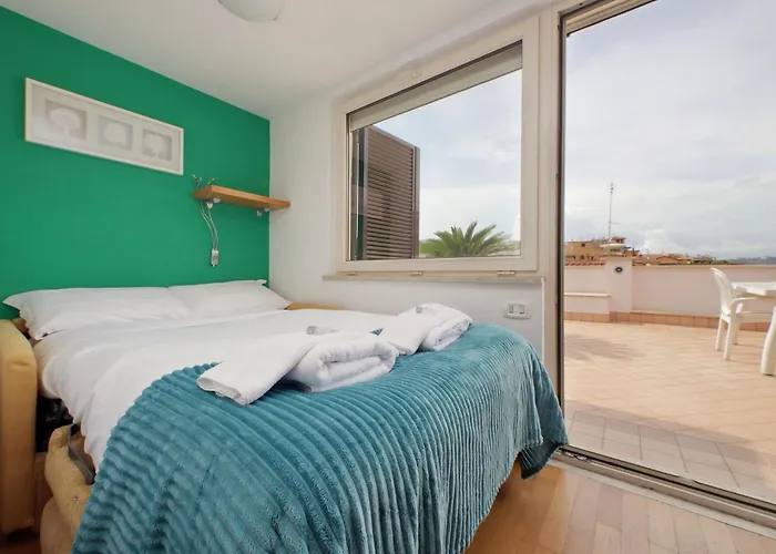 Δωμάτια σε οικογενειακή κατοικία Magic Trastevere On Roof Terrace *