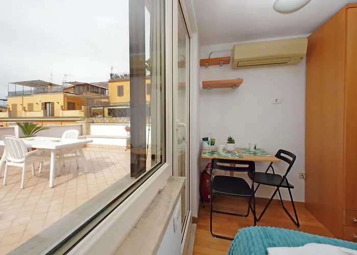 Magic Trastevere On Roof Terrace Δωμάτια σε οικογενειακή κατοικία Ρώμη