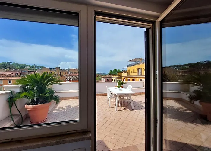 Δωμάτια σε οικογενειακή κατοικία Magic Trastevere On Roof Terrace *