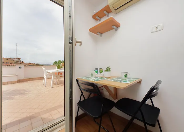 Δωμάτια σε οικογενειακή κατοικία Magic Trastevere On Roof Terrace *