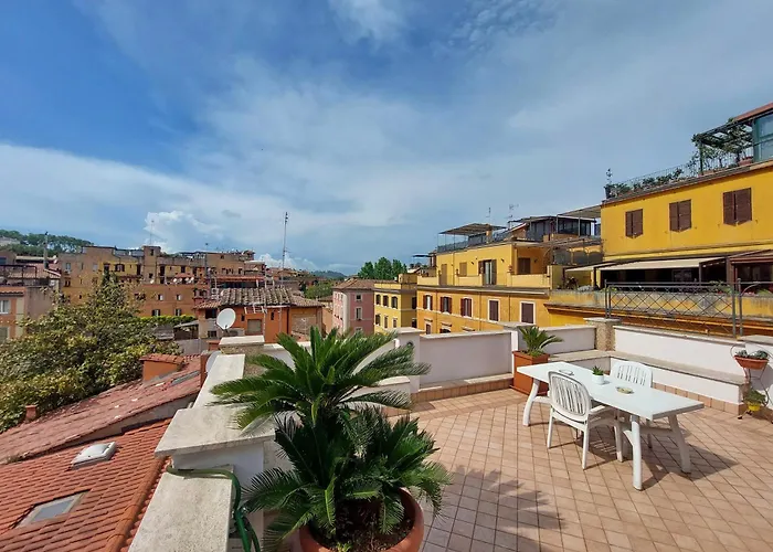 Δωμάτια σε οικογενειακή κατοικία Magic Trastevere On Roof Terrace *